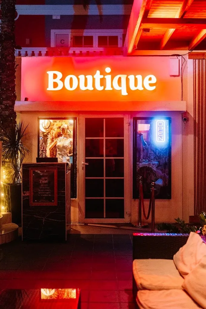 Boutique Speakeasy venue in Aruba